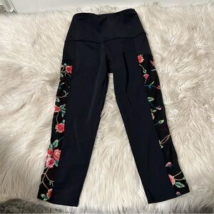 Onzie Embroidered Leggings